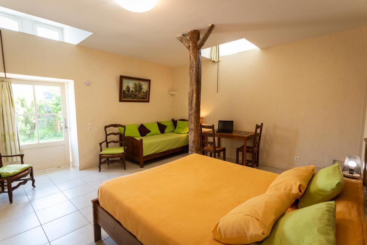 La Haye Gites Et Chambre D'Hotes Avrille  Bagian luar foto